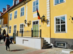 Jacob’s Barracks apartment in Old Town