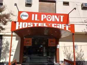 IL Point Hostel Cafe
