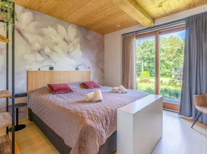 Attractive and Modern 6-person Holiday Villa
