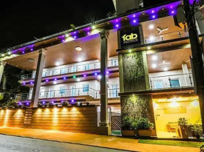 Fabhotel Moon Roof Resort