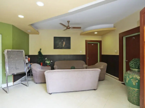 OYO 18681 Amrapalli Resorts