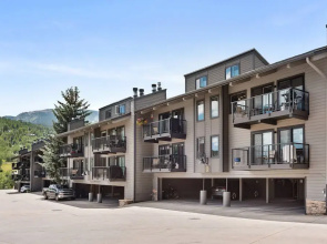 Snowmass Mountain D1