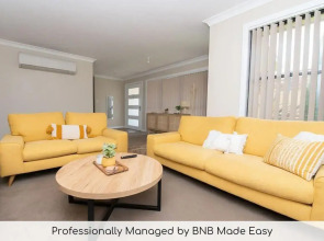 Phillip Villa, Modern & Fresh, Close to Town, Free Wifi