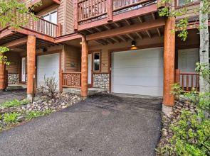 Downtown Winter Park Townhouse 3 Mi to Ski Resort!