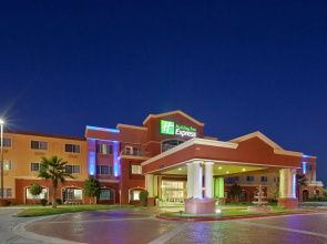 Holiday Inn Express Hotel & Suites El Centro by IHG