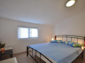 Amazing Home in Mimice With Wifi and 2 Bedrooms