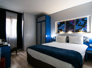 Lapis Inn Hotel Old City