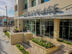 Hyatt Place Glendale / Los Angeles