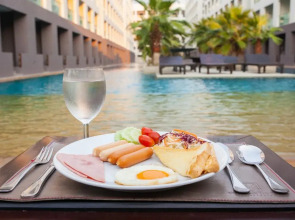 Woraburi The Ritz Resort & Spa