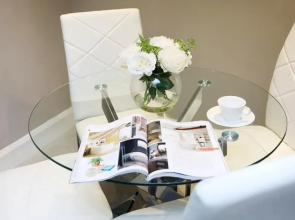 ALTIDO Stunning 2BR Apt with Private Entrance in New Town