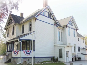 Lake Huron Lodge