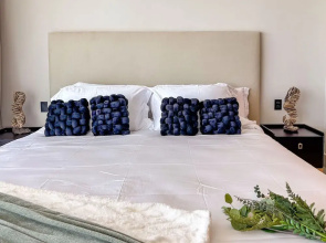 Marina Garden Penthouse 3 Bedroom Apartment