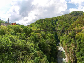 Mountain Views In Camedo