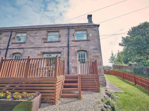 Host Stay No 6 Tulip Cottage