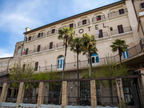 Hotel Subasio