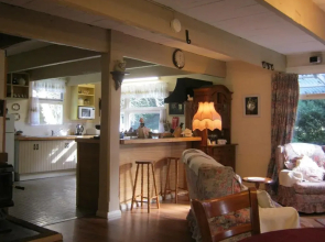 Hide-away Cottage Retreat