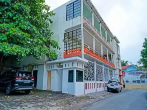 OYO 90979 Ryfana Residence Syariah