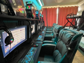 Gushi Tianzi E-sports Hotel