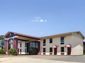 Econo Lodge Conference Center