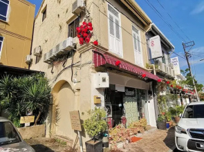 Nancy House