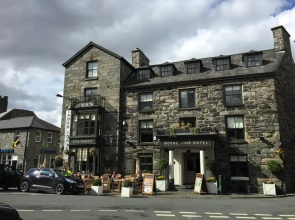 Royal Ship Hotel
