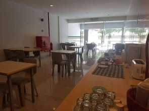 Отель Swing and Pillows — KL Sg Besi