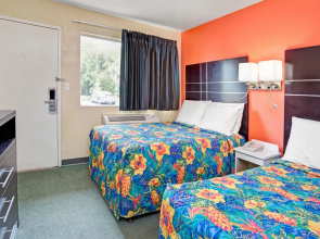 Knights Inn Jacksonville North