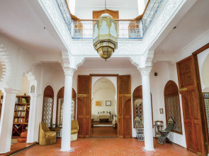 Hotel Blanco Riad