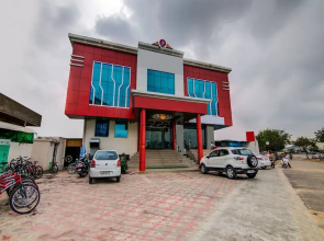 OYO 16104 Hotel Jai Palace