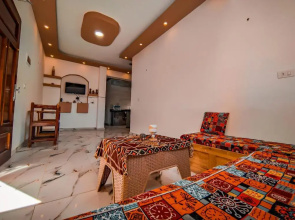 Zarnouk Beach House