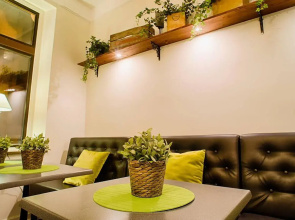 H5 Hotel