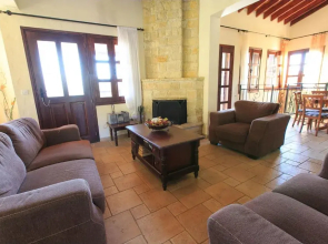 Villa River View in Peristerona