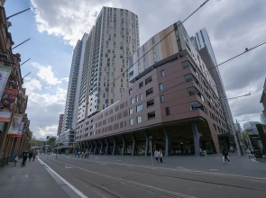 Modern Apartment in Darling Harbour