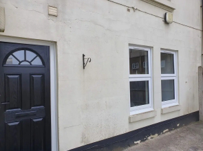 Quiet 2 Bedroom Apartment