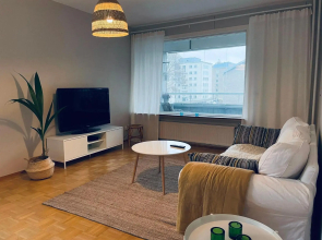 Keskusta kaksio Tuomiokirkon ja Yliopiston lähellä