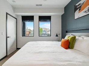 CozySuites on Mass w garage parking 19
