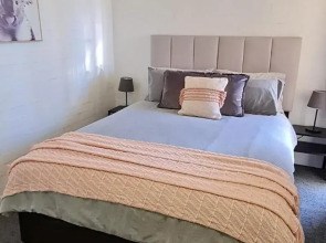 Kalbarri Garden Apartment 5 - Kalbarri, WA