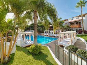 Hotel Jardín Tecina