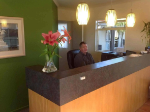 Pacific Coast Motor Lodge