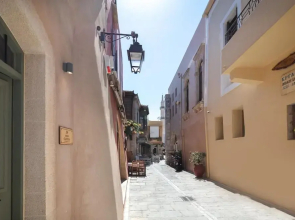 Domus Clodia-sensing Rethymno's Old Town