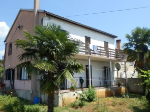 Kristian Apartments