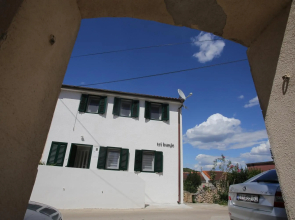 Apartmani Tri bunje