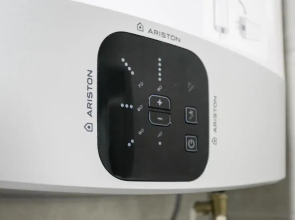 Apartments Lora 13.Jula, 15