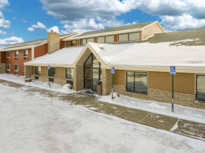 AmericInn by Wyndham Sioux Falls