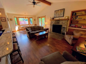 O8 Renovated Forest Cottage Townhome With Great Mt Washington Views Fast Wifi Walk To Skiing