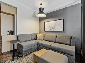 Hyatt Place Rapid City / Downtown