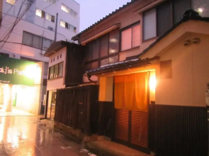 Kanazawa  Machiya inn HANA