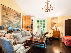 Elegant Home in the Heart of LA 2 Bedrooms 1 Bathroom Duplex