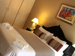 Airport Lodge Guest House