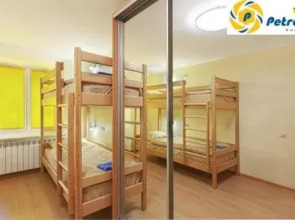 Petrani Хостел
